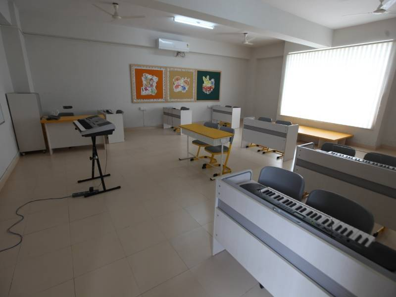 VIBGYOR High School 12