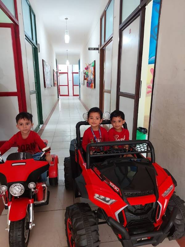 Surajkund International School 12