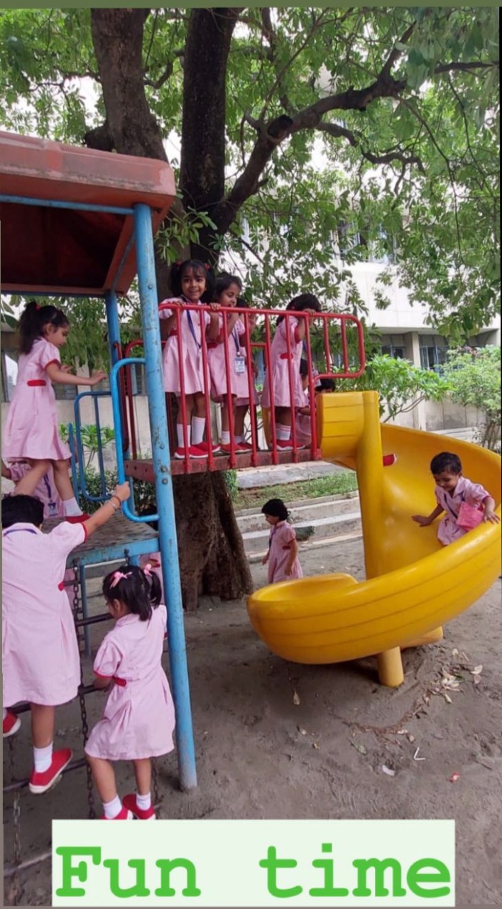 Sadhu Vaswani International School For Girls 8